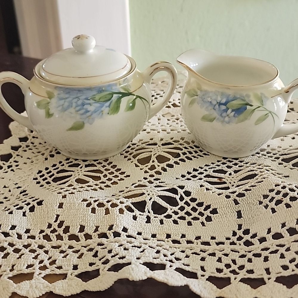 Vintage Dainty Floral Sugar Bowl And Creamer Noritake Handpainted